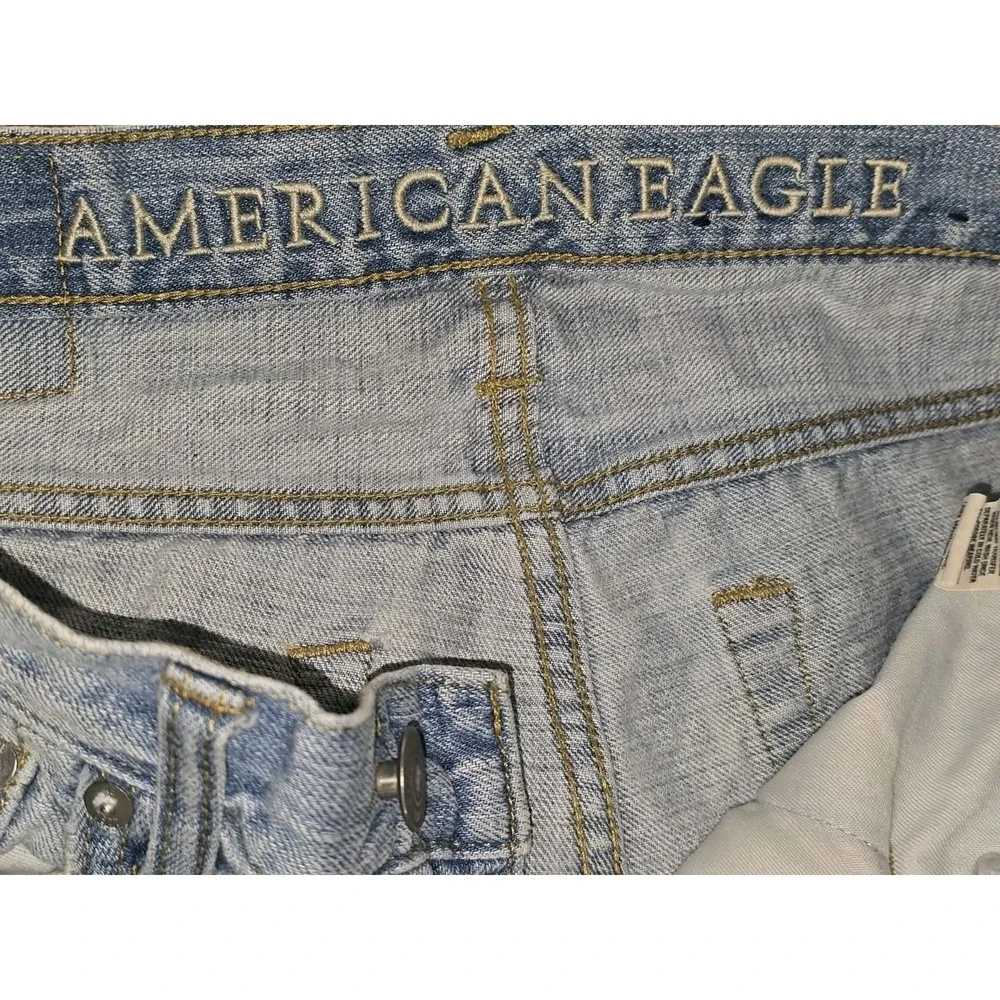American Eagle Original Straight Jeans Men's 28x30 Light Wash Distressed Denim